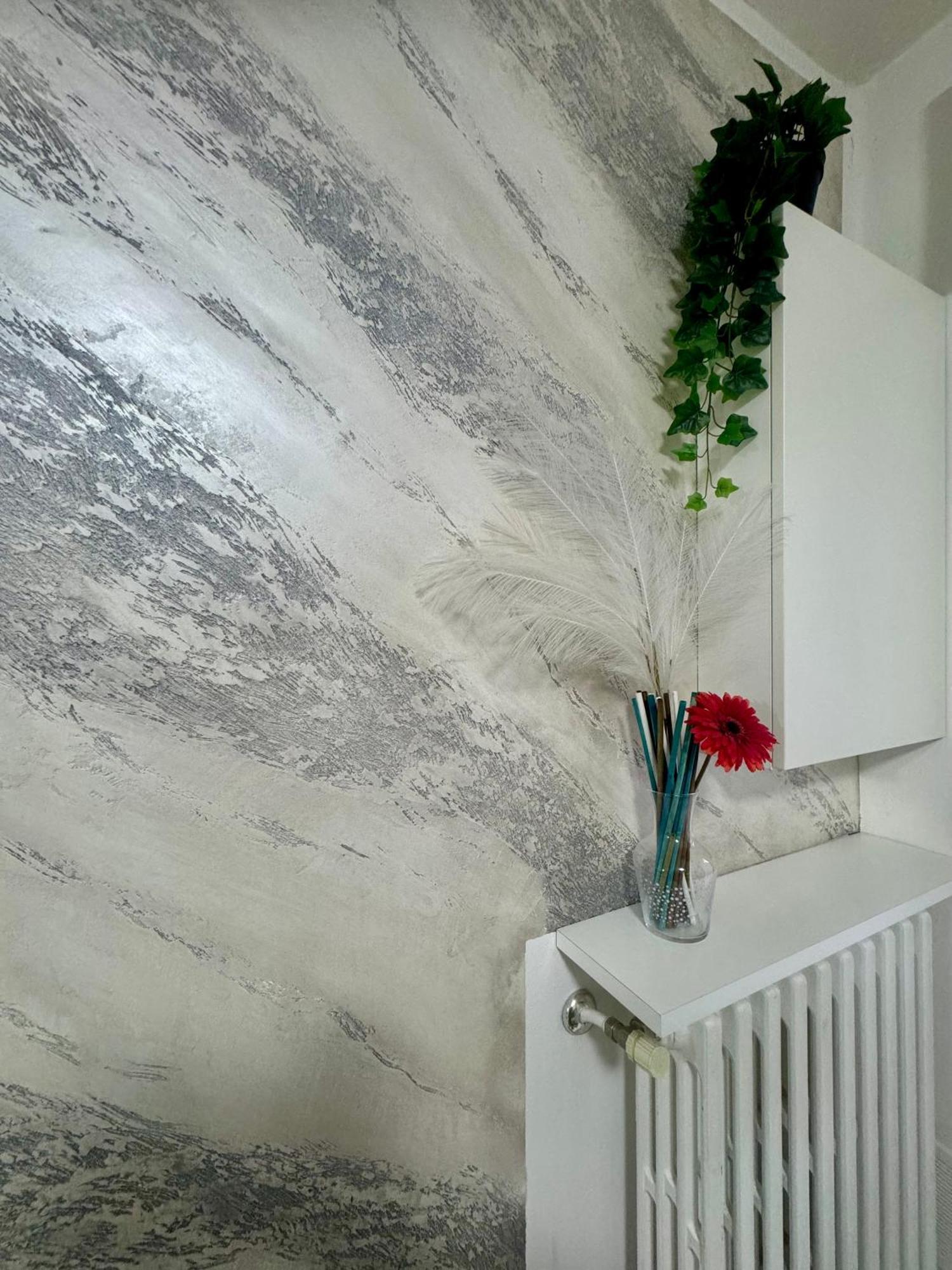 Casa Alessio - Elegante Appartamento Nel Cuore Di Cesano Maderno Eksteriør billede